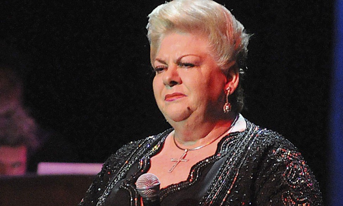 ¡Inesperado adiós! Paquita la del Barrio nos deja, conoce sus temas más icónicos.