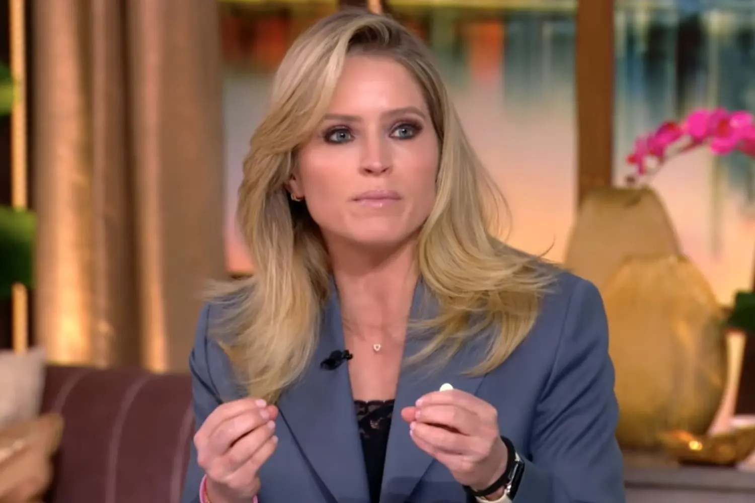 ¡Sara Haines se desata en The View y lanza un duro mensaje a Congress!