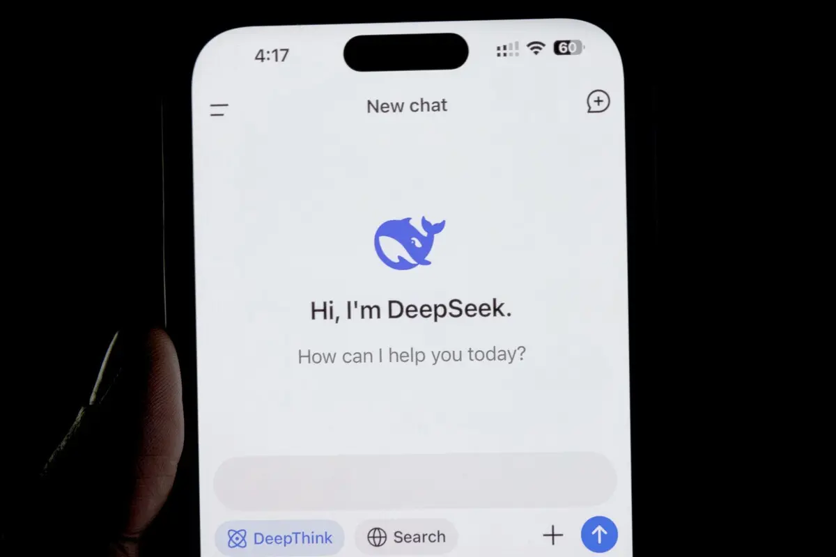 La startup que desafía a OpenAI con un enfoque radicalmente diferente