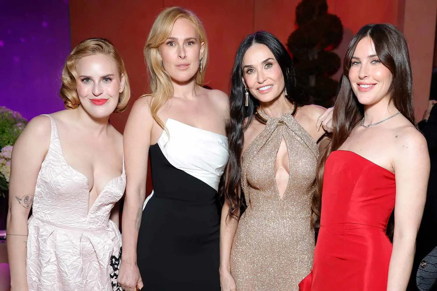 Rumer Willis revela un sorprendente secreto sobre la crianza en su hogar