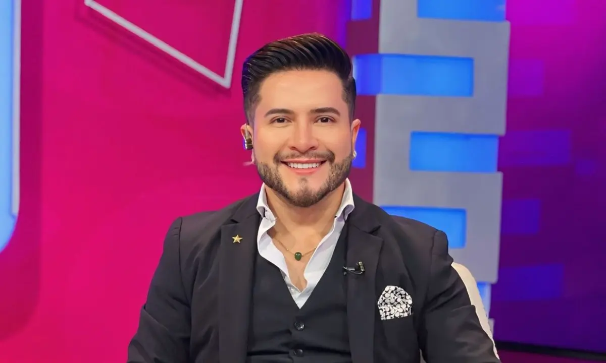 Jorge Heredia defiende el maquillaje masculino: ¡Una revolución en la televisión!