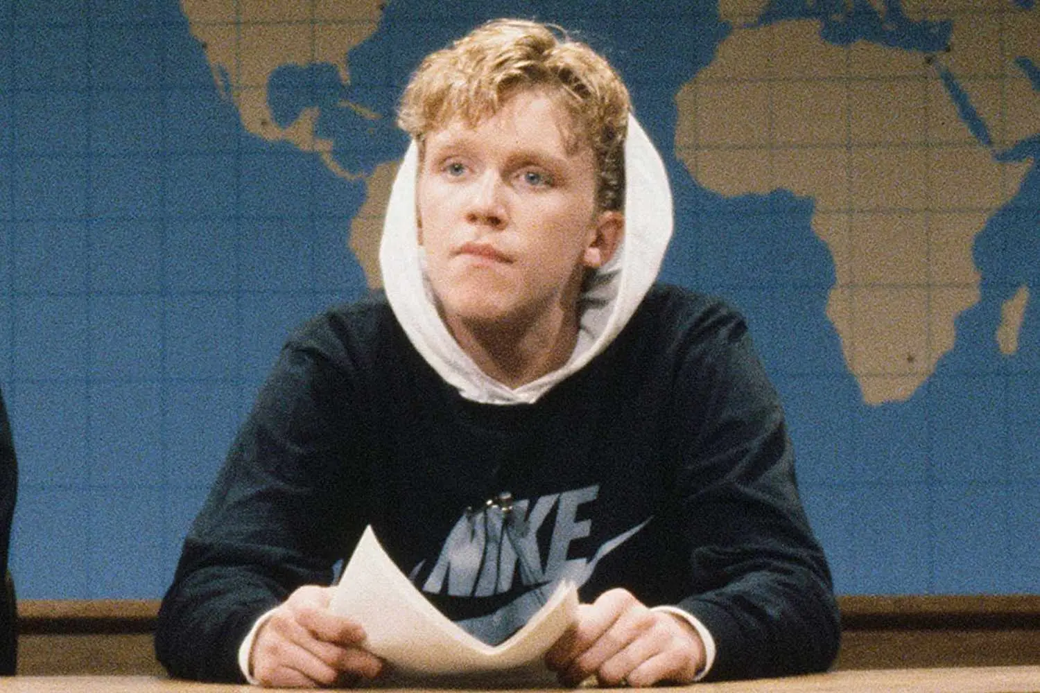 La historia detrás de Anthony Michael Hall en SNL que nadie conoce