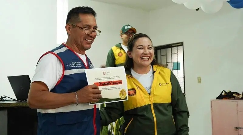 Capacitan a comunidad para prevenir incendios en Tumbaco- Últimas noticias Ecuador