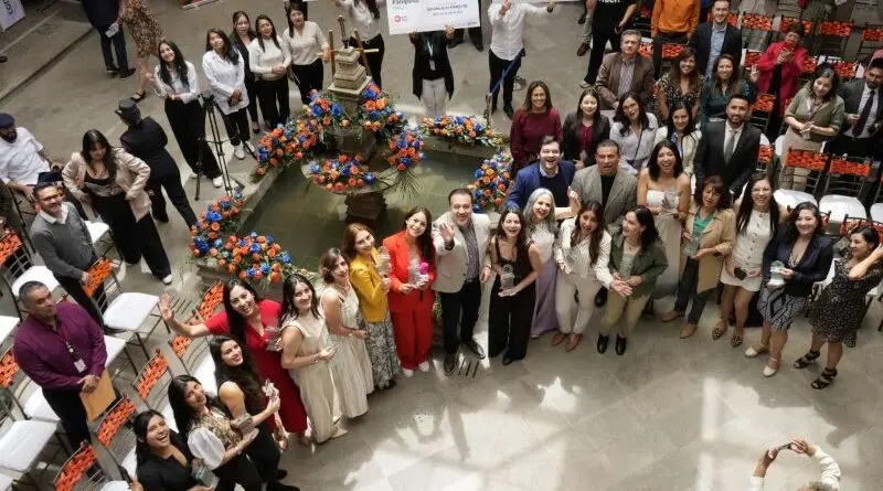 Reconocimiento a emprendedoras con capital semilla en Quito