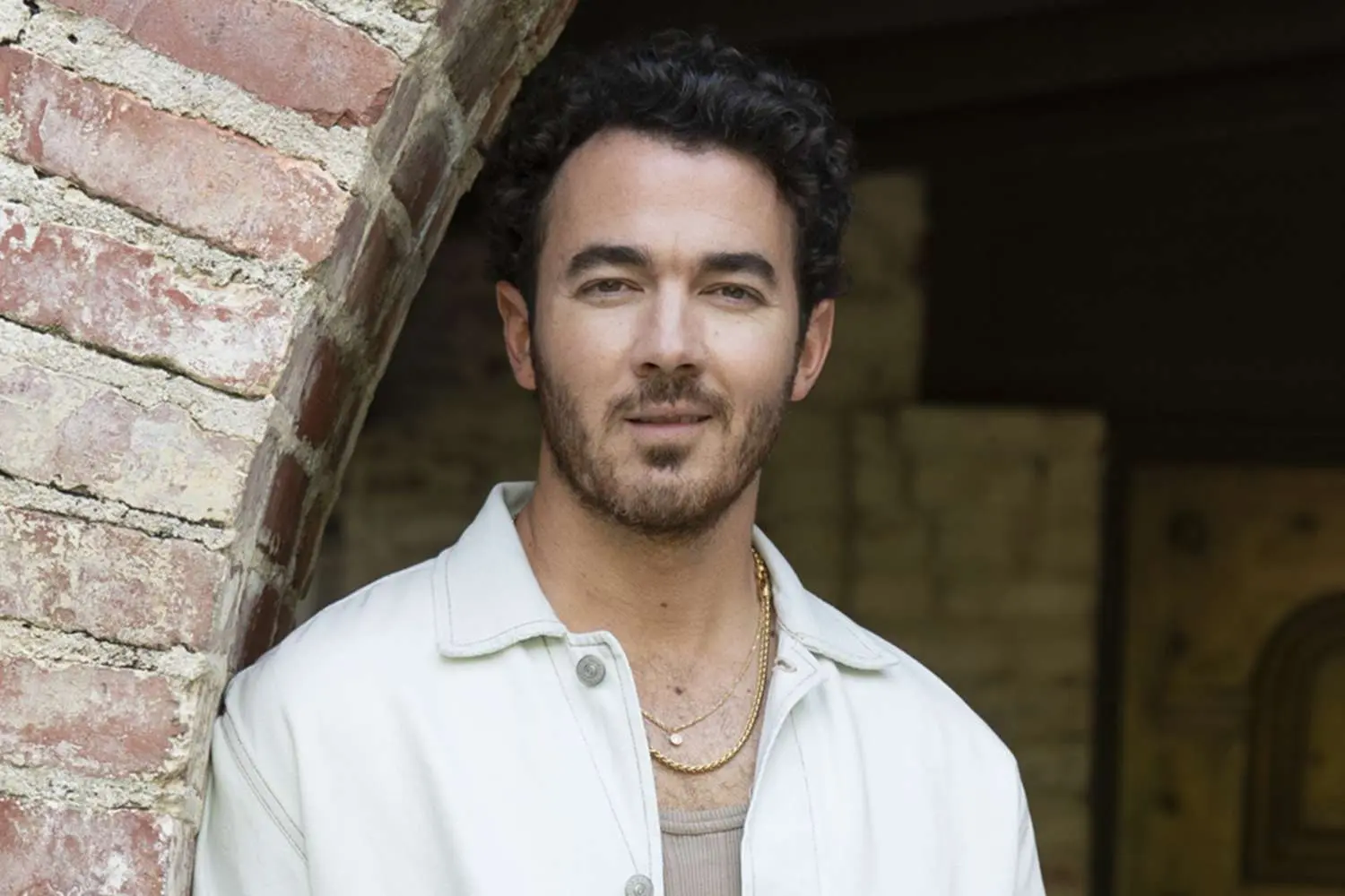 Kevin Jonas revela cómo casi pierde todo su dinero tras la pausa de los Jonas Brothers
