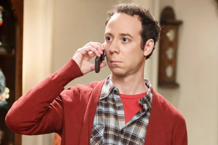 Descubre cómo Stuart intentará salvar un multiverso en el nuevo spin-off de Big Bang