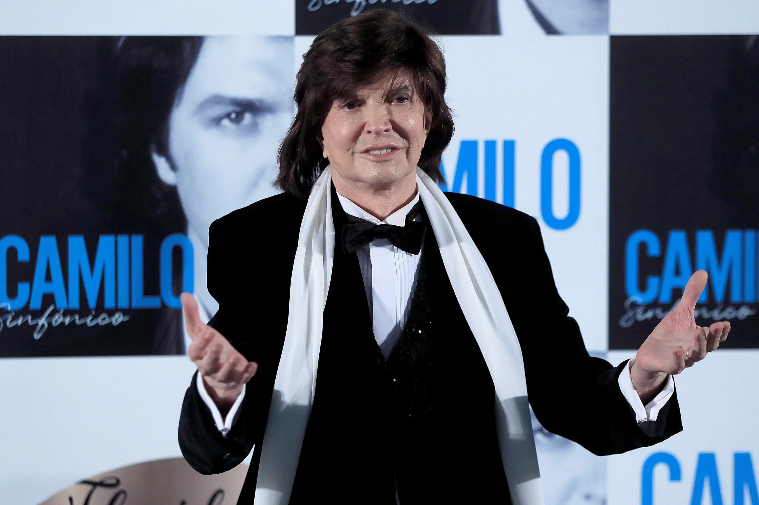 Fanáticos de Camilo Sesto levantan un homenaje espectacular en su ciudad natal