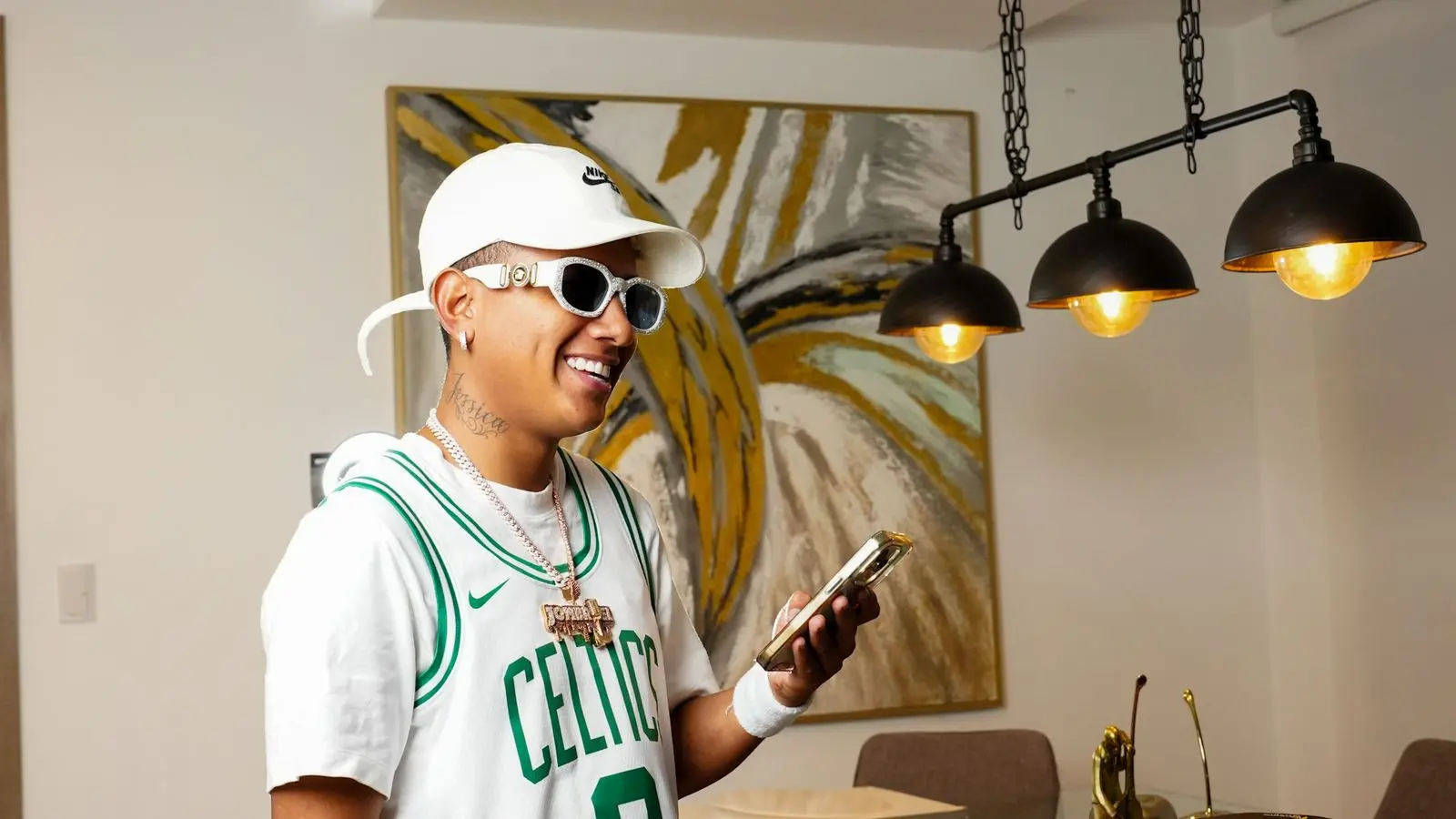 Jombriel supera a leyendas musicales en Spotify, ¡descubre su sorprendente historia!- Últimas noticias Ecuador