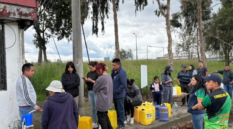 Municipio proporciona agua potable a familias afectadas- Últimas noticias Ecuador