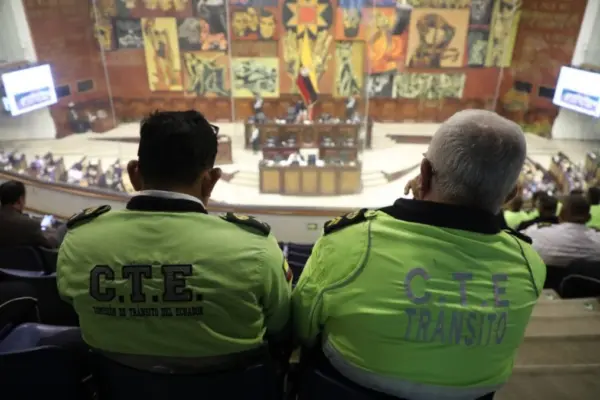 Impactante decisión de la Asamblea Nacional deja en suspenso jubilaciones para vigilantes de CTE