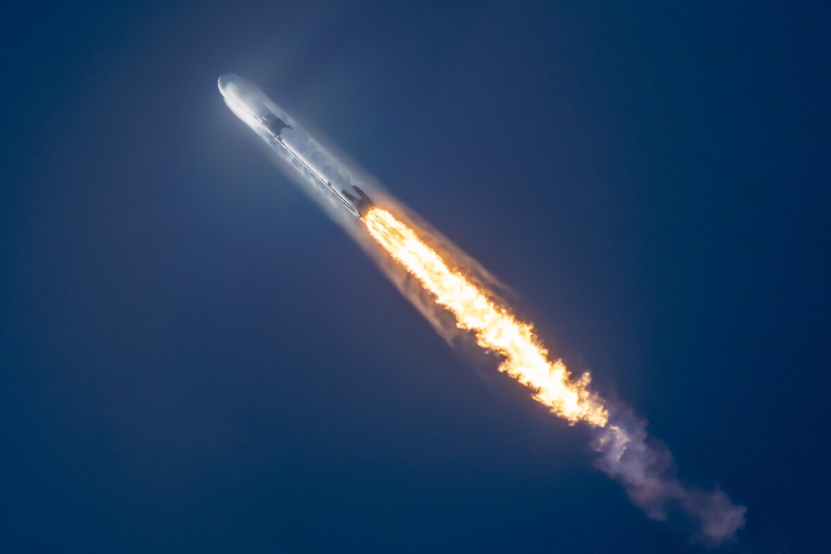 El astuto juego de Elon Musk con satélites de Bezos que no te imaginas- Últimas noticias Ecuador