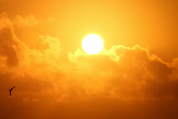 Radiación solar extrema pone en alerta a Ecuador