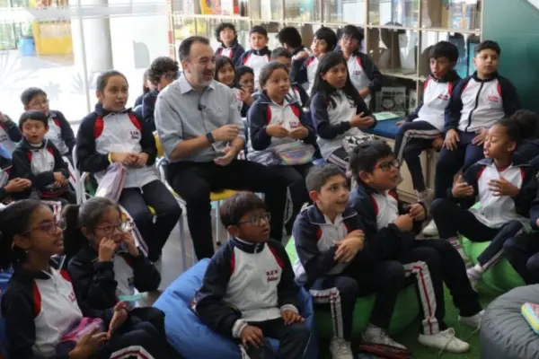 Inversión histórica en educación municipal de Quito