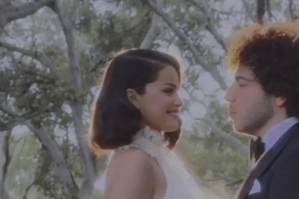 Impactante: Selena Gómez y Benny Blanco se han casado en una ceremonia de ensueño