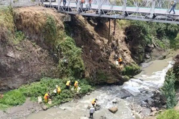 Quito refuerza limpieza y control en quebradas