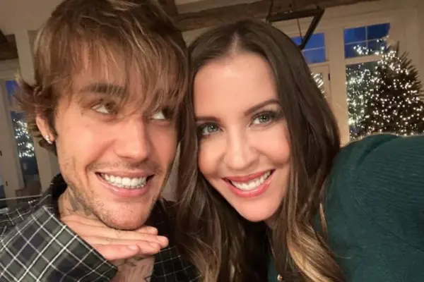 Justin Bieber sorprende a todos con su respuesta humorística a las oraciones de su madre