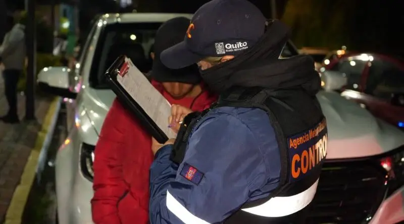 Clausuran locales nocturnos en Quito durante operativos- Últimas noticias Ecuador