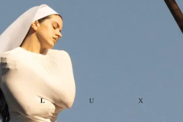 ¡Rosalía sorprende al mundo y anuncia su nuevo álbum en un impresionante evento!