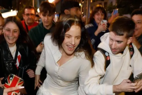 El caos de Rosalía en Madrid podría costarle medio millón de dólares