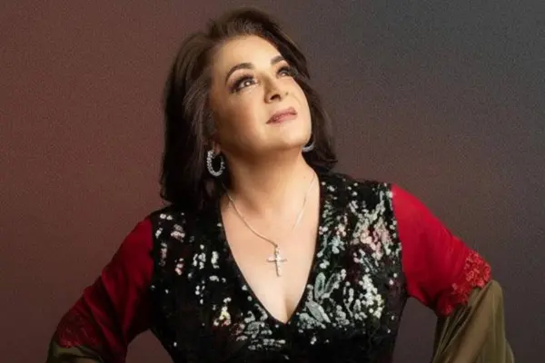 Descubre el legado musical de Paulina Tamayo, un ícono ecuatoriano inolvidable